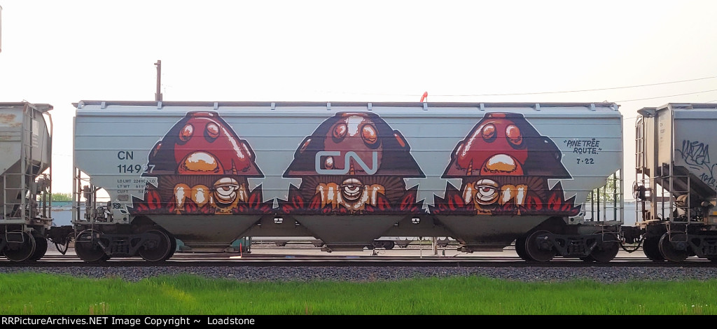 CN 114927